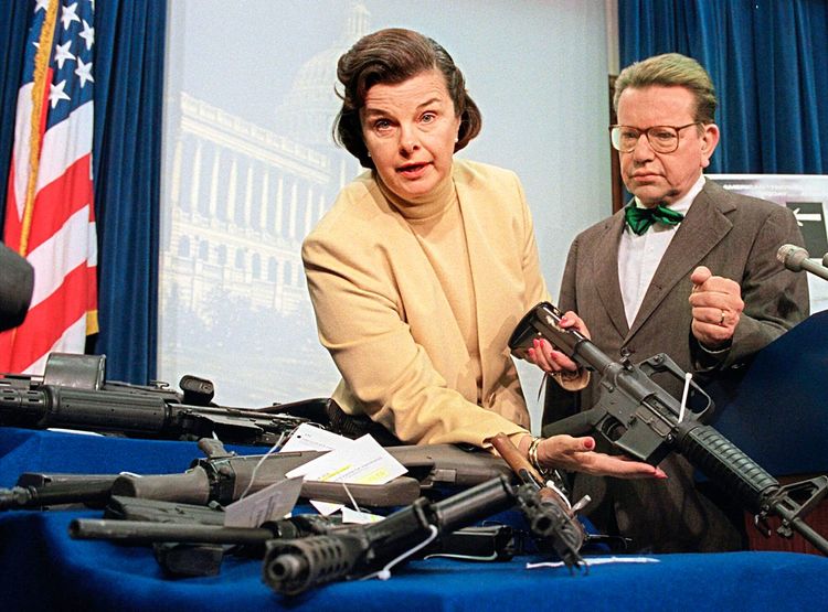 Feinstein bei einer Pressekonferenz in Washington, nachdem ein strengeres Waffengesetz verhindert wurde.
