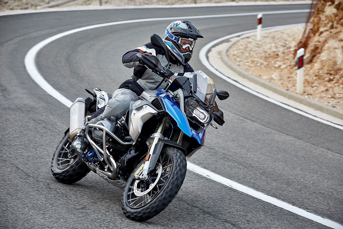 africa twin vs gs 850