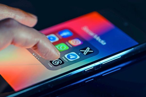 Pro-Kontra-Familien-Whatsapp-Gruppe