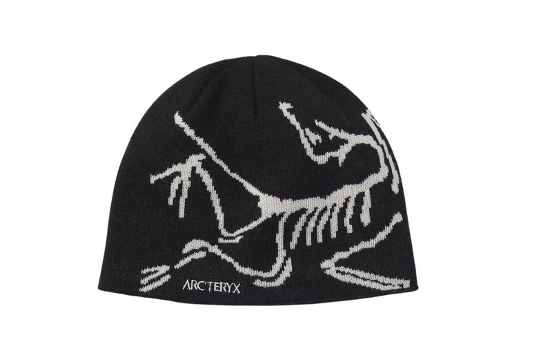 Wieso die Mütze eines Outdoorherstellers auf so vielen Köpfen sitzt