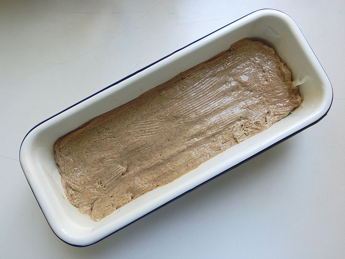 Rezept: Saftiges Waldstaude-Apfelmus-Roggenbrot - Backen - derStandard ...