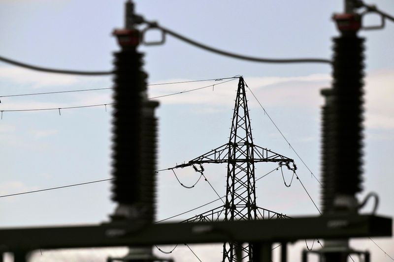 Günstiger Strom per Gesetz? Warum das nicht so einfach ist, wie die Regierung behauptet