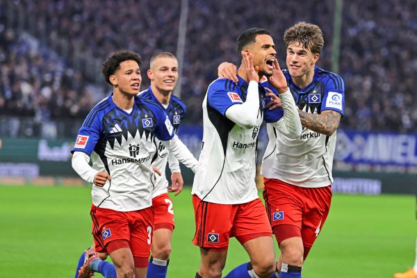 hsv-feiert-in-unterzahl-last-minute-sieg-wolfsburg-verpasst-befreiungsschlag