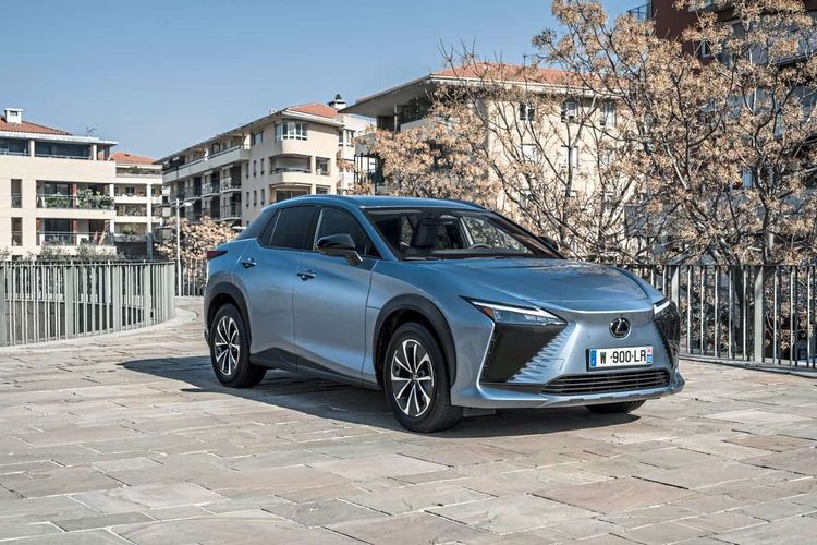 Lexus RX oder die samtene Evolution - Auto - derStandard.at › Lifestyle