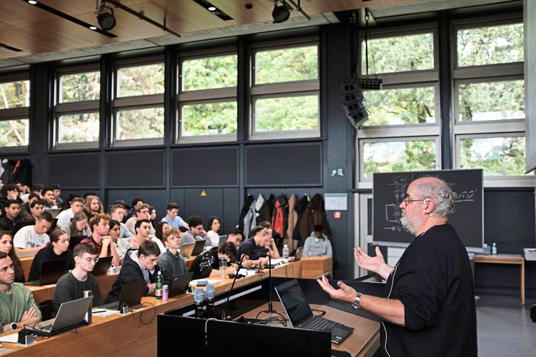 Trendstudium Knstliche Intelligenz: Braucht man berhaupt noch KI-Studierende?  - Bildung - derStandard.at  Inland