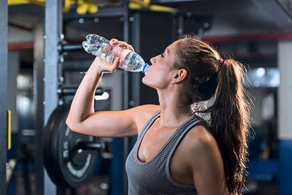 ist-wasser-aus-plastikflaschen-ein-problem-f-r-die-gesundheit