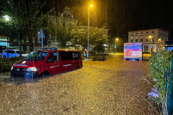 Unwetter In Osterreich 177 Blitzeinschlage Und Ampelausfalle In Wien International Derstandard De International