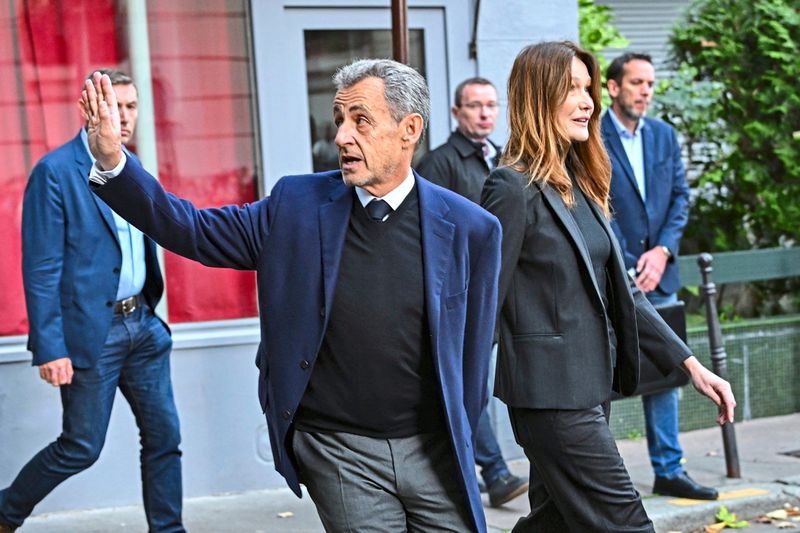 Frankreichs Ex-Präsident Sarkozy wird vorzeitig aus Haft entlassen