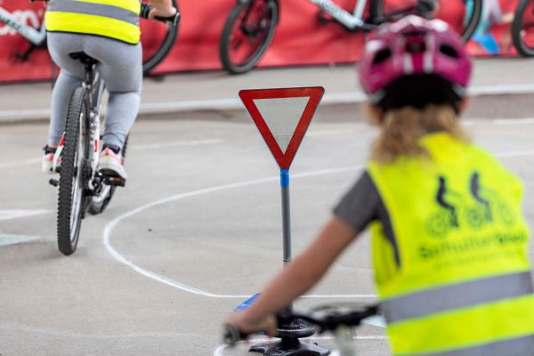 Radfahrkurse-f-r-mehr-Miteinander