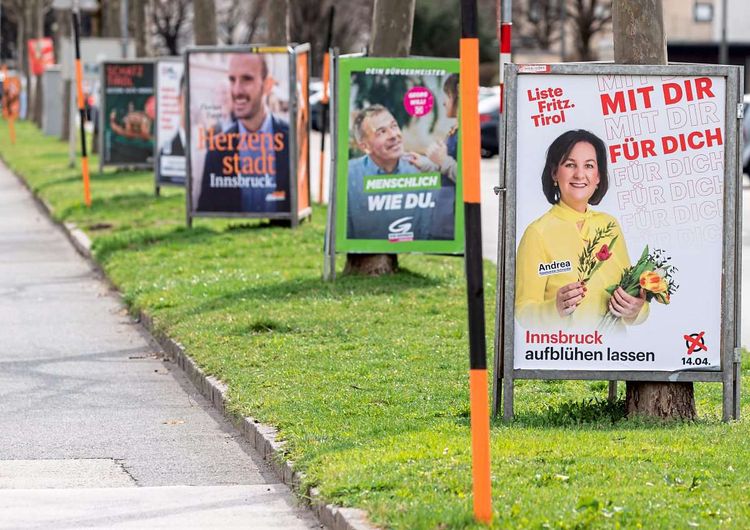 Wahlplakate Innsbruck