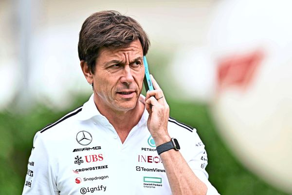 Toto-Wolff-soll-Teil-seiner-Mercedes-Anteile-verkaufen-wollen