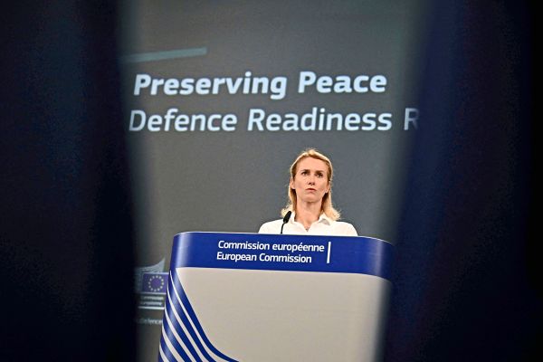 Attac-Einfluss-von-R-stungslobby-auf-EU-Sicherheitspolitik-steigt