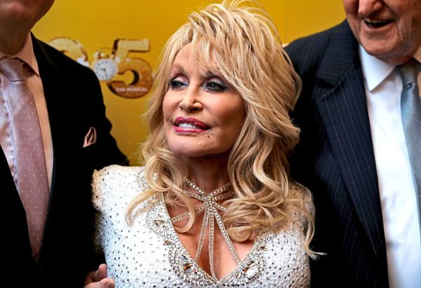 Dolly-Parton-sagt-Shows-in-Las-Vegas-ab