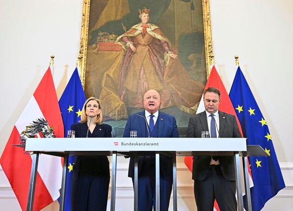 300-Tage-im-Amt-und-die-Regierung-taumelt