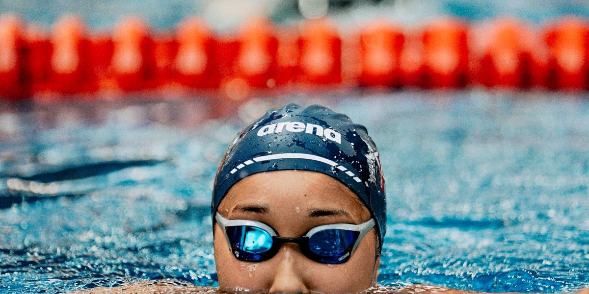 Die 15-jährige Schwimmerin Nida Omid und die Suche nach dem nächsten Level