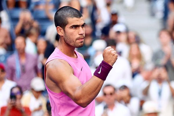 Alcaraz-erreicht-Viertelfinale-der-US-Open