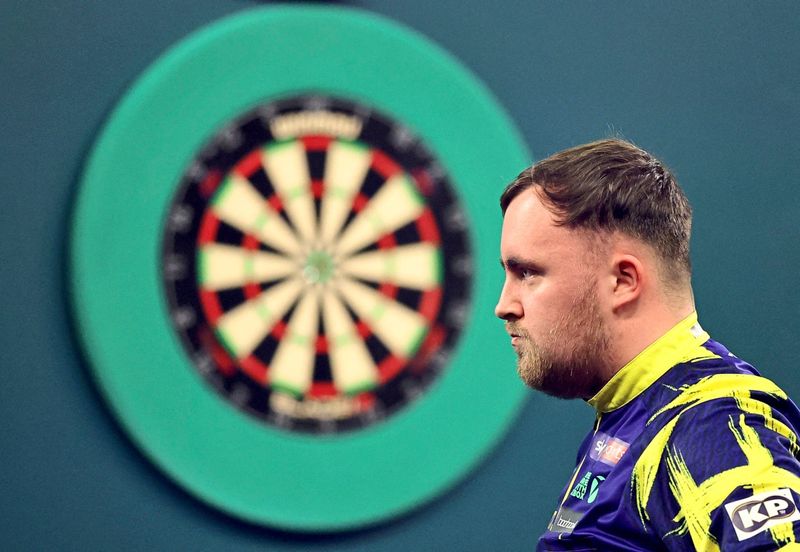 Littler versöhnt sich mit Fans im Ally Pally – Humphries krachend gescheitert