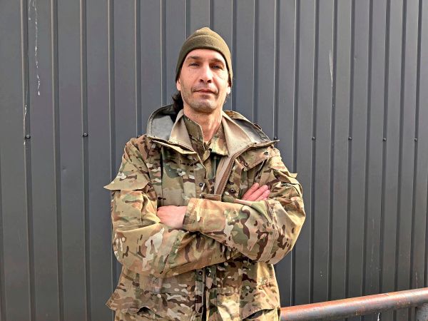 Russe-der-auf-ukrainischer-Seite-k-mpft-Jeder-Mensch-tr-gt-Verantwortung-f-r-seine-Taten-