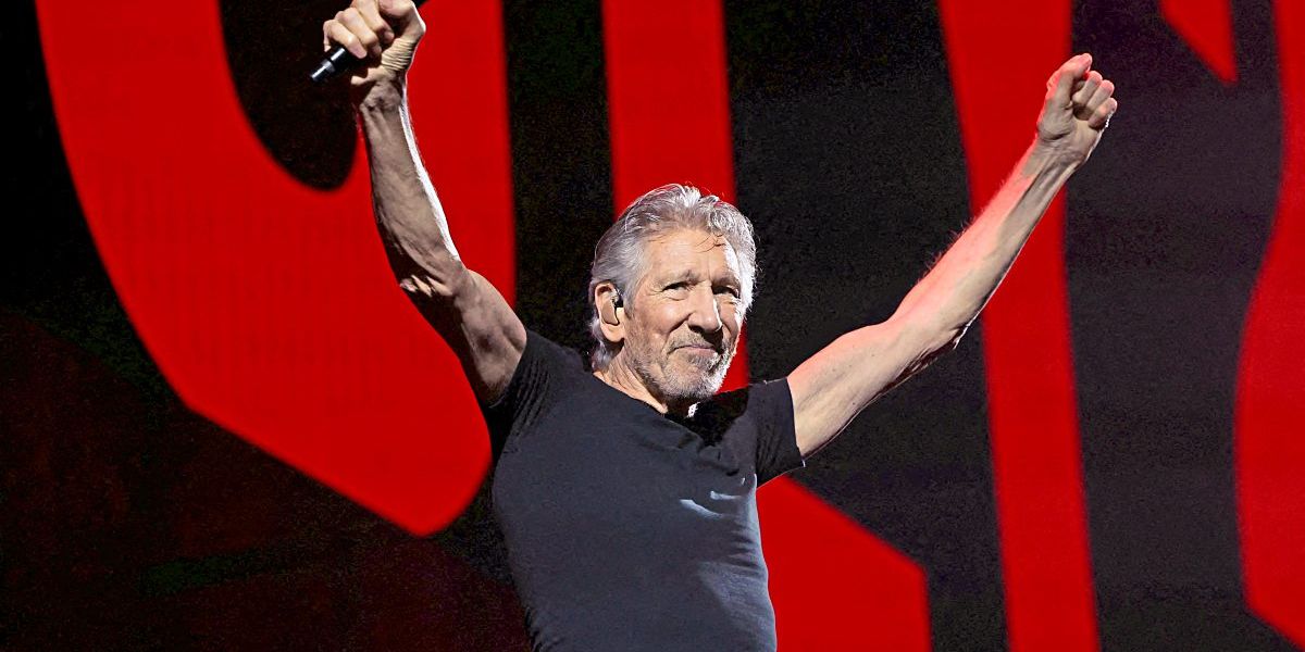 “Roger Waters alters show in Frankfurt following police probe into alleged hate speech”