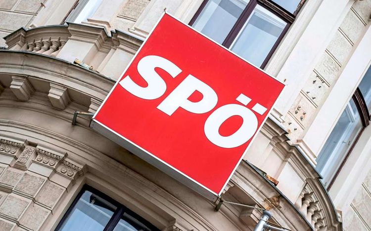 SPÖ-Schild auf Parteizentrale in Wien.