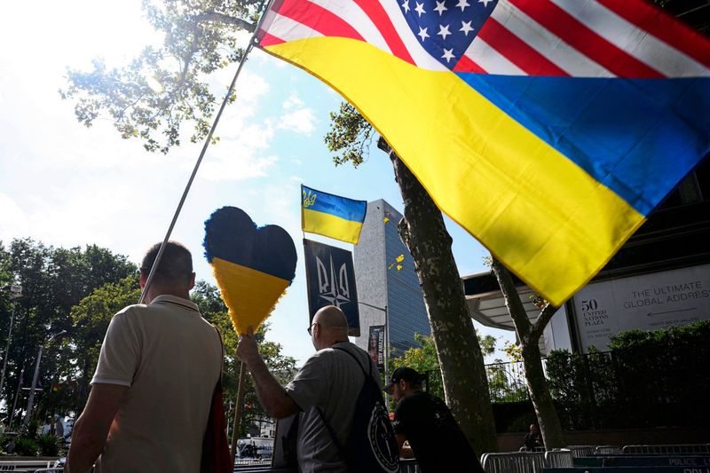 Ukrainische Verhandlungsdelegation auf dem Weg in die USA