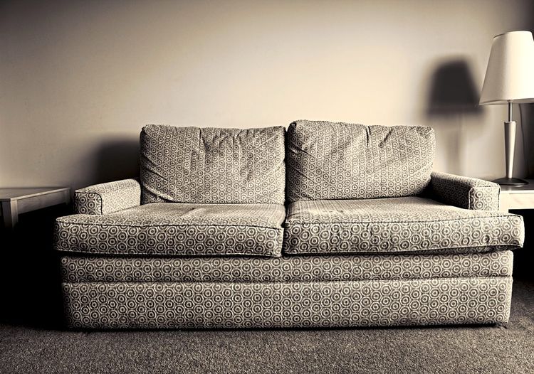 Alte Couch