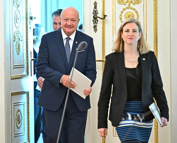 Pensionen-Bankenabgabe-Lohnnebenkosten-mit-Grant-zur-Grundsatzeinigung