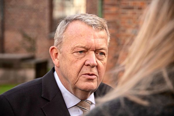 D-nischer-Au-enminister-richtet-Hater-Gruppe-ein