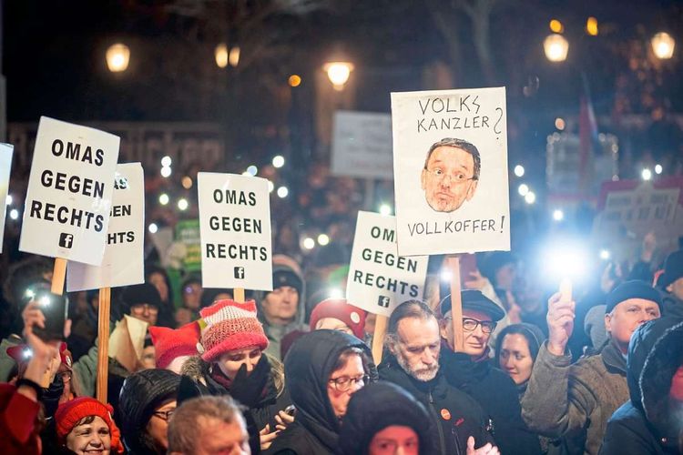 Lichtermeer gegen Rechtsextremismus in Wien am 26. Jänner