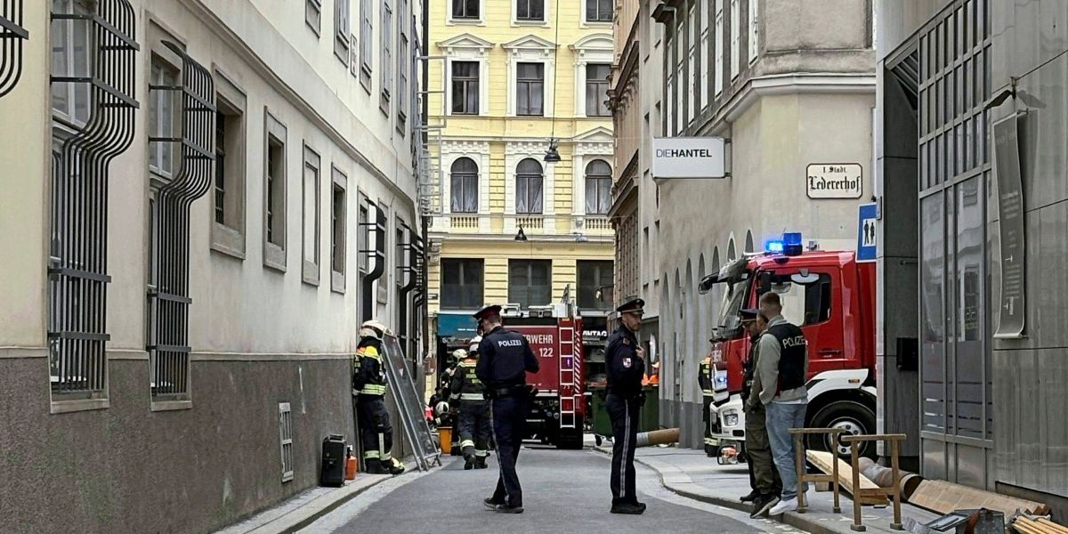 85-Jährige nach Hauseinsturz in der Wiener Innenstadt tot geborgen