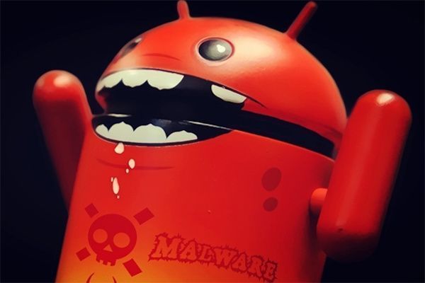 Ein roter Android-Roboter mit der Aufschrift Malware.