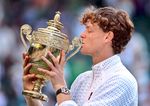 Sinner nach Finalkrimi gegen Zverev wieder Wimbledon-Champion