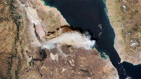 vulkan-in-thiopien-nach-12-000-jahren-erstmals-wieder-ausgebrochen