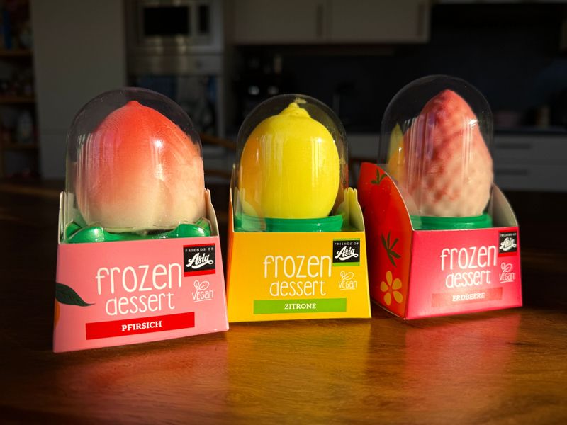 Viraler Eis-Hit im Test: Wie schmeckt die Pfirsich- und Erdbeer-Imitation?