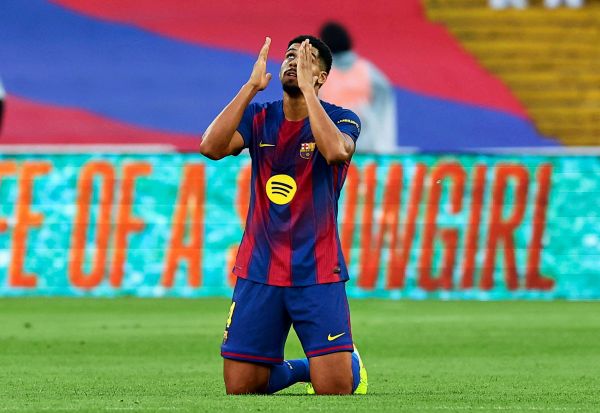 Barcelona-siegte-dank-Araujo-Tor-erst-in-der-Nachspielzeit