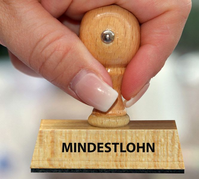 1.700 Euro Mindestlohn in 106 burgenländischen Gemeinden beschlossen - Vimarsana News