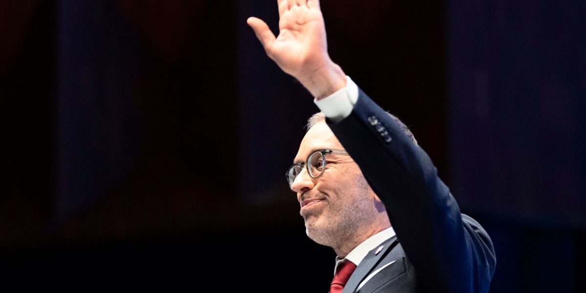 "Urknallerbsen" von Jörg Haider bis Herbert Kickl im "Blattsalat"