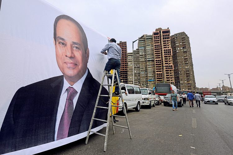 Der autoritär regierende Abdel Fattah al-Sisi auf einem Plakat in Kairo.
