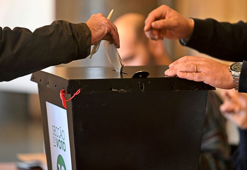 Sozialist und Ultrarechter in Stichwahl um Präsidentenamt in Portugal