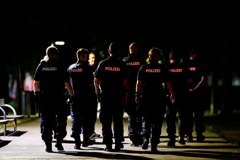 15, 15 und 17: Teenager-Trio in Wien wegen mutmaßlichen Mordversuchs angeklagt