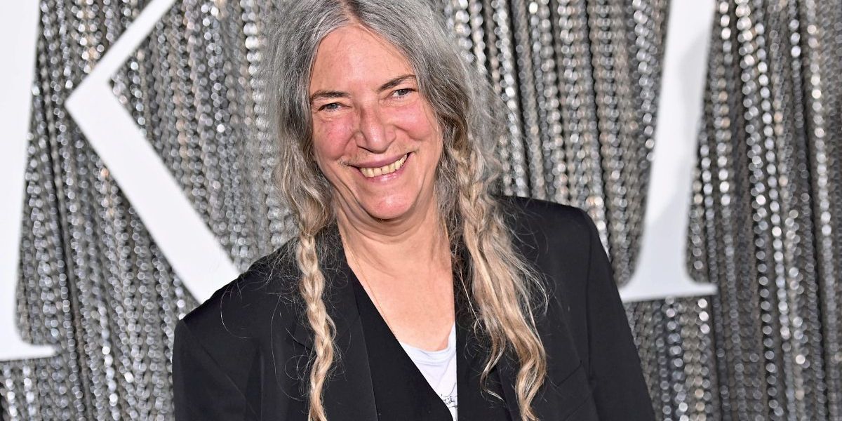 Patti Smith Ehrenzeichen Fur Die Punk Patentante Musik Derstandard De Kultur