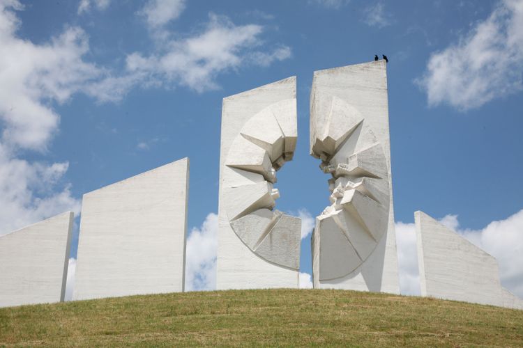 Das Kadinjača-Denkmal in Serbien