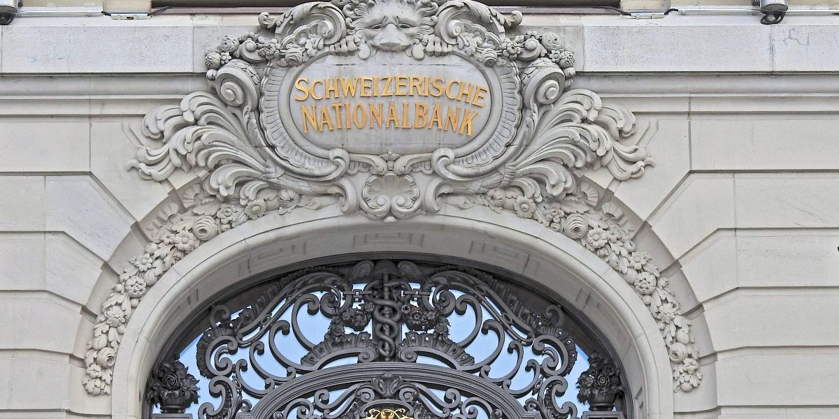 Schweizer Nationalbank erhöht Leitzins auf 1,5 Prozent