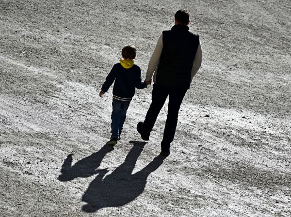 Die-Burschen-grenzen-sich-ab-aber-warum-von-mir-