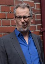 Severin Groebner erhält den Österreichischen Kabarettpreis 2026