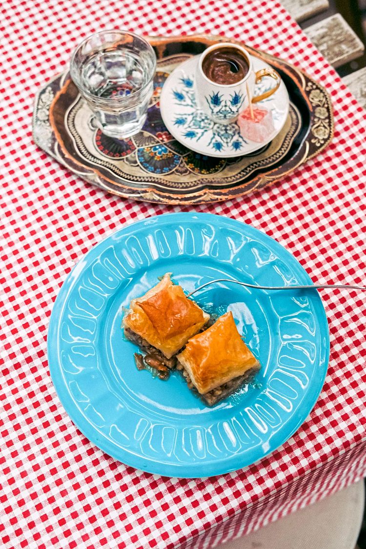 Türkisches Baklava Kaffee.