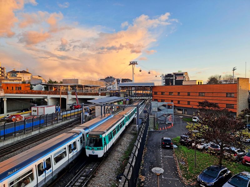 Verkehrsentlastung: Pariser gondeln bald über ihre Stadt – mit Österreichs Hilfe