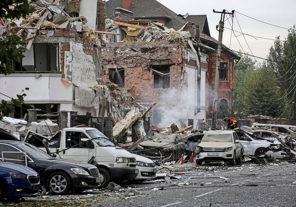 Kyjiw-stellt-nach-russischen-Angriffen-Stromnetz-wieder-her