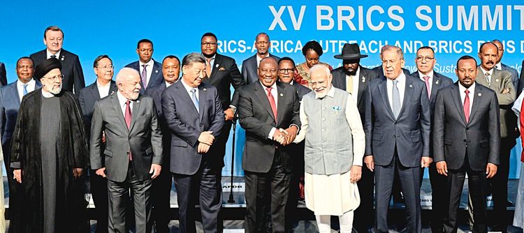 Gruppenfoto der Teilnehmer des Brics-Gipfeltreffens