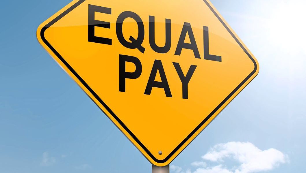  Lohntransparenzgesetz: Gehälter endlich offenlegen - Beate Hausbichler Bildidee 